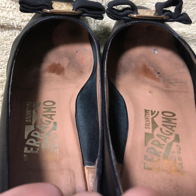 フェラガモ　パンプス　4 1/2  22センチ レディースの靴/シューズ(ハイヒール/パンプス)の商品写真