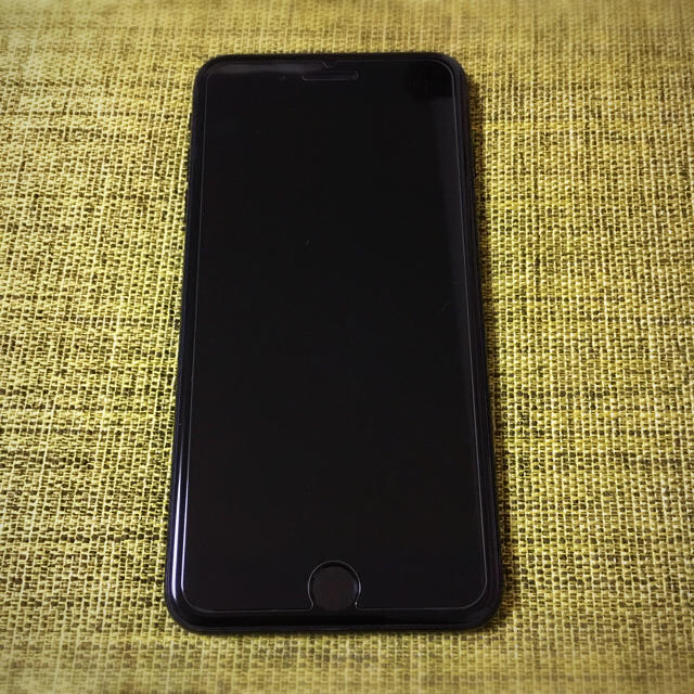 iPhone 7 Plus ジェットブラック SIMフリー