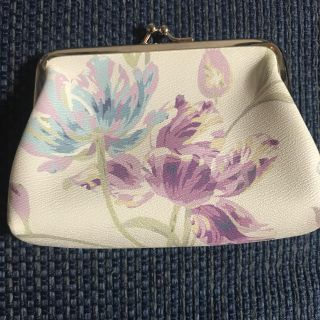 ローラアシュレイ(LAURA ASHLEY)の【新品】ローラアシュレイ🌹がま口ポーチ(ポーチ)