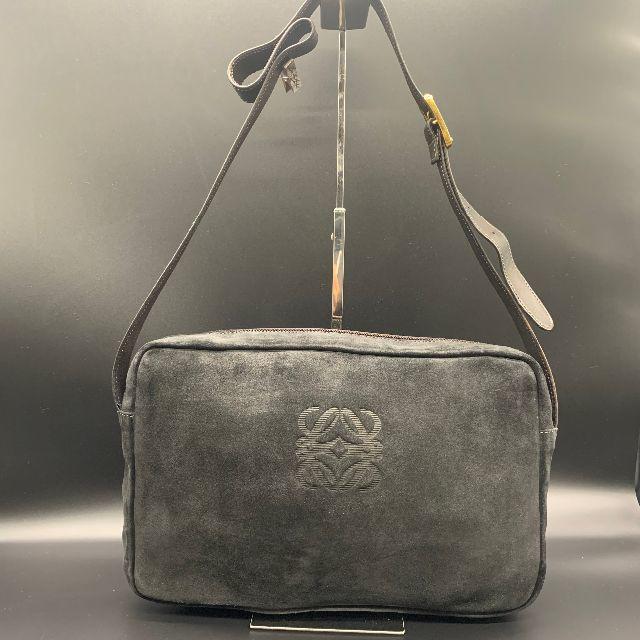 LOEWE(ロエベ)のLOEWE　ロエベ　ショルダーバック　スエード　ブラック レディースのバッグ(ショルダーバッグ)の商品写真