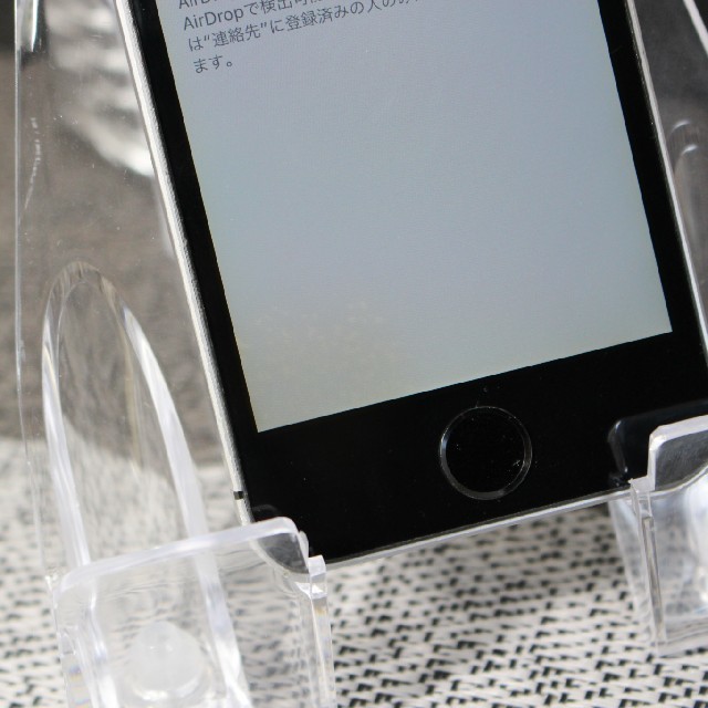 ☆セール中(47) iPhone SE 【UQモバイル 32GB】スペースグレイ