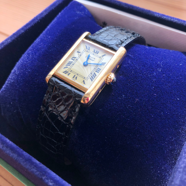 高い素材 Cartier - カルティエ　マストタンク　SM 腕時計