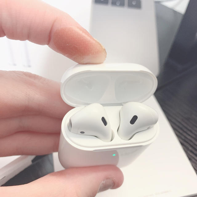 AirPods2 wireless charge 正規品オーディオ機器