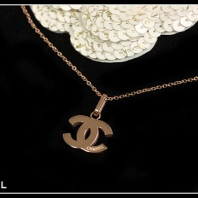 CHANEL シャネル　ノベルティネックレス　ピンクゴールド