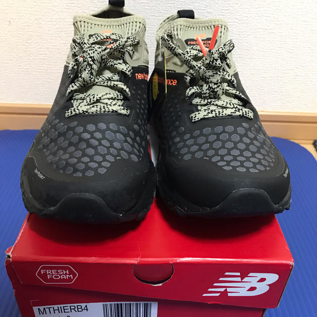 New Balance(ニューバランス)のNB ニューバランス 日本未発売！！Hierro ラスト値下げ メンズの靴/シューズ(スニーカー)の商品写真