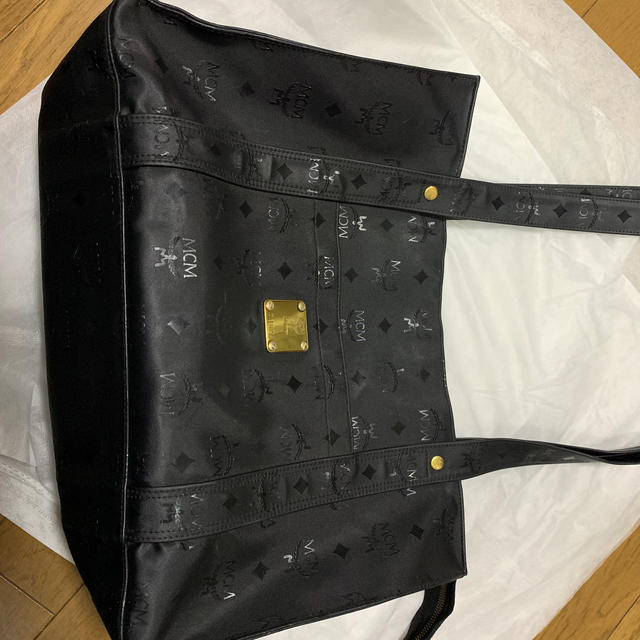 MCM(エムシーエム)のMCM ショルダートートバッグ レディースのバッグ(ショルダーバッグ)の商品写真