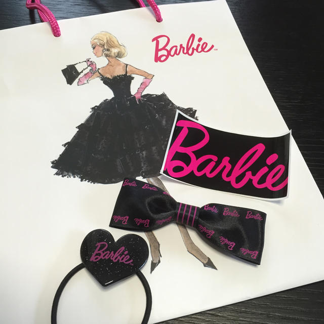 Barbie(バービー)の未使用♡ショッパー、リボン、シール、ラメ エンタメ/ホビーのおもちゃ/ぬいぐるみ(キャラクターグッズ)の商品写真