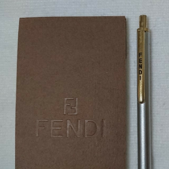 FENDI(フェンディ)の【チュンママ様専用】FENDI フェンディ ミニ６ 手帳の中身他 レディースのファッション小物(その他)の商品写真