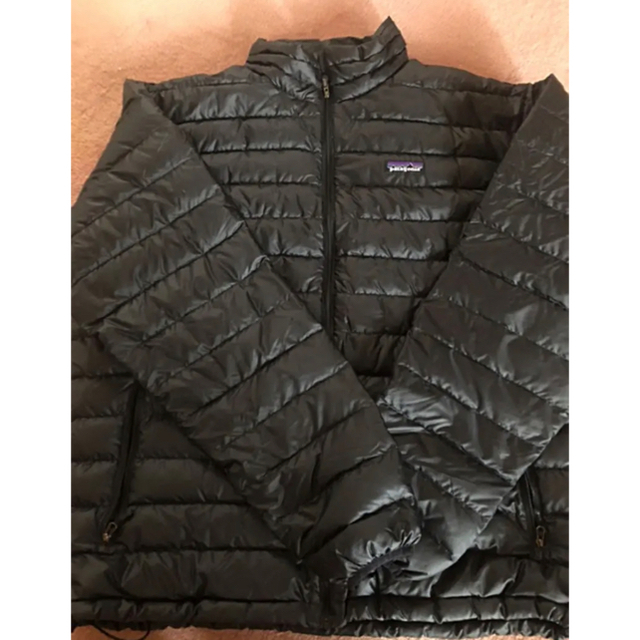 patagonia(パタゴニア)のパタゴニア ダウンセーター ブラック メンズL メンズのジャケット/アウター(ダウンジャケット)の商品写真