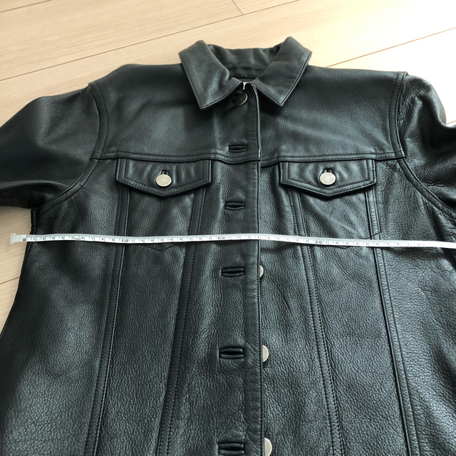 【値下げ】美品 レザージャケット 牛革 レディースのジャケット/アウター(その他)の商品写真