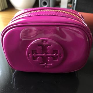 トリーバーチ(Tory Burch)のトリバーチ　ポーチ　新品未使用(ポーチ)