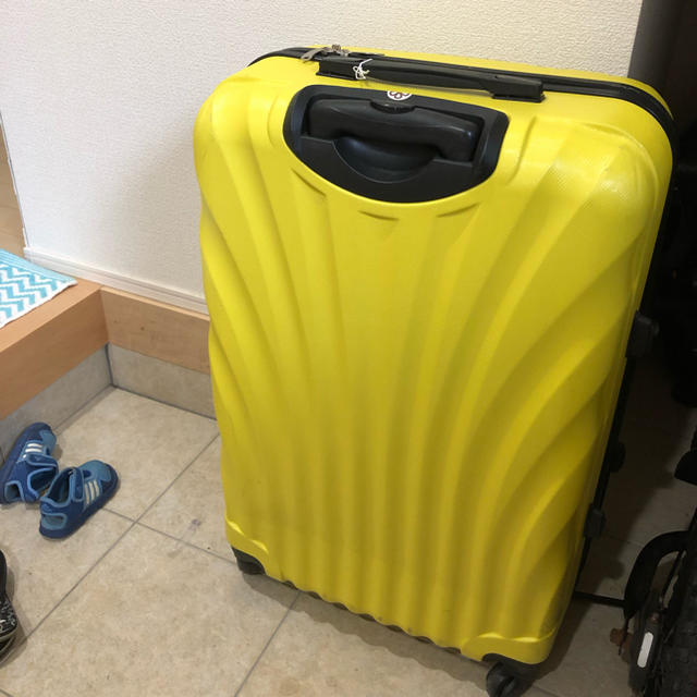 キャリーケース　海外旅行 大きめサイズ レディースのバッグ(スーツケース/キャリーバッグ)の商品写真