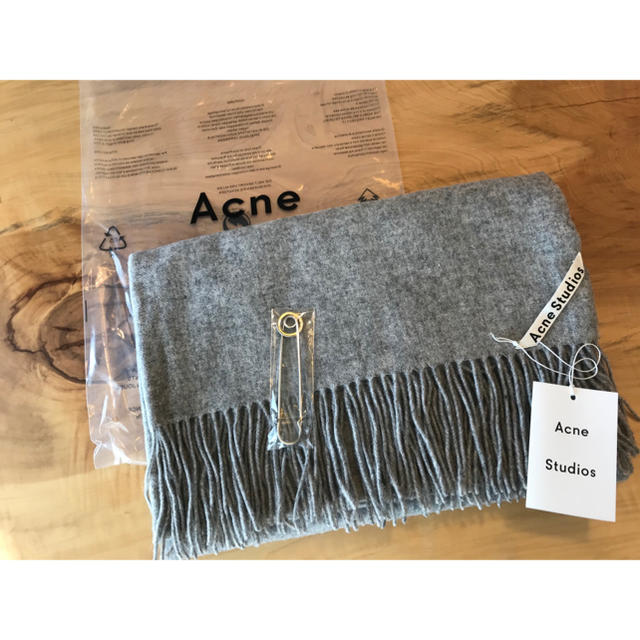 【最安】新品未使用 Acne Studios アクネ 大判ストール グレー 1