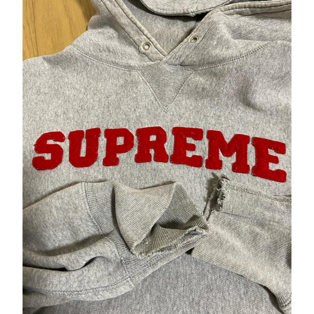 Supreme(シュプリーム)のシュプリーム　パーカー メンズのトップス(パーカー)の商品写真