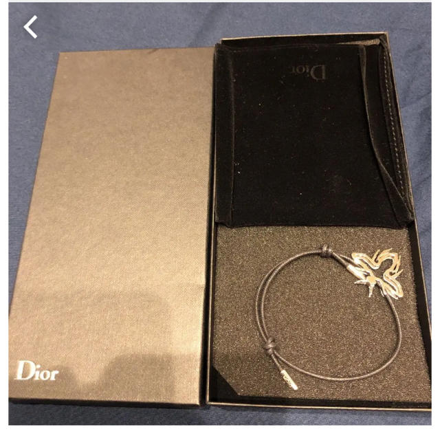 DIOR HOMME(ディオールオム)のディオールオム国内正規品beeレザーブレスレット黒新品未使用 メンズのアクセサリー(ブレスレット)の商品写真