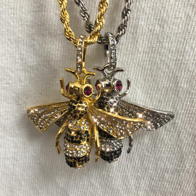 GUCCI 好きにおすすめ!ハチ ネックレス🐝の通販 by GUCCI 好きにおすすめ!ハチ ネックレス🐝の通販 by
