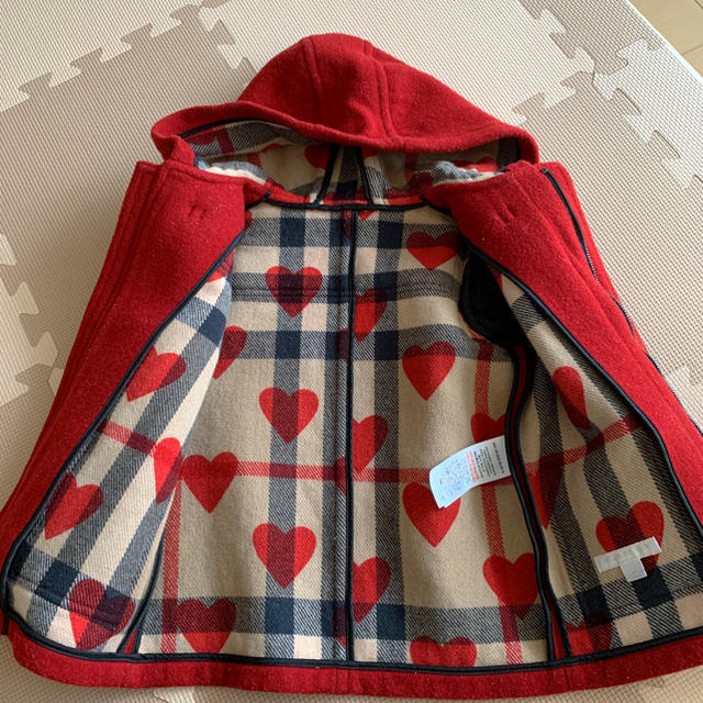 BURBERRY(バーバリー)のバーバリーキッズ　コート　ダッフルコート キッズ/ベビー/マタニティのキッズ服女の子用(90cm~)(コート)の商品写真