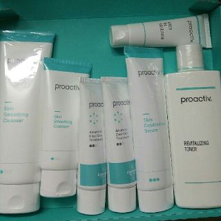 プロアクティブ(proactiv)の【今日５時までのお値引】プロアクティブ　アドバンストモイスチャーセット　90日分(美容液)