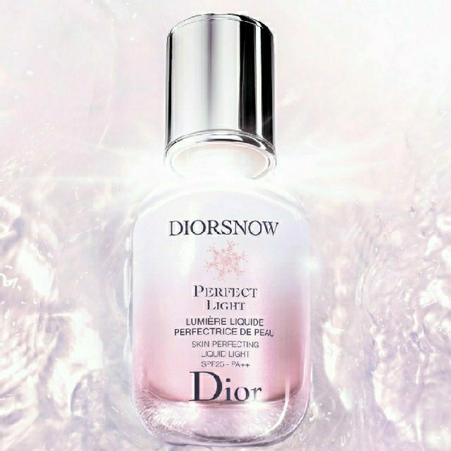 Dior　スノーパーフェクトライト