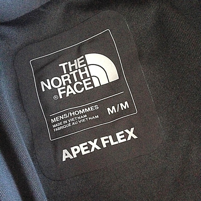 THE NORTH FACE(ザノースフェイス)の新品 APEX FLEX DRYVENT   透湿防水 ソフトシェル メンズのジャケット/アウター(マウンテンパーカー)の商品写真