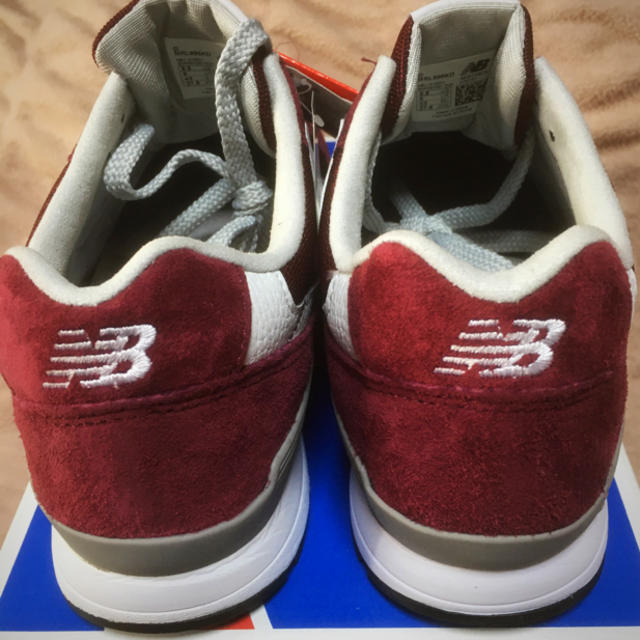 New Balance(ニューバランス)の赤字覚悟!ニューバランス　MRL996クラッシック(赤)　27.5cm メンズの靴/シューズ(スニーカー)の商品写真