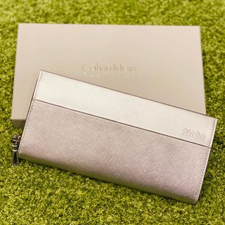 カルバンクライン(Calvin Klein)の【新品】カルバンクライン  メンズ　長財布　シルバー(長財布)