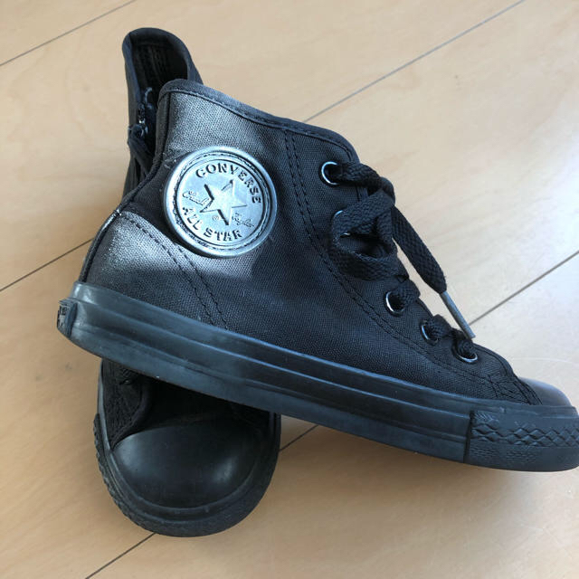 CONVERSE(コンバース)のmamaru様⭐︎コンバース⭐︎ハイカットスニーカー 黒 18㎝ キッズ/ベビー/マタニティのキッズ靴/シューズ(15cm~)(スニーカー)の商品写真