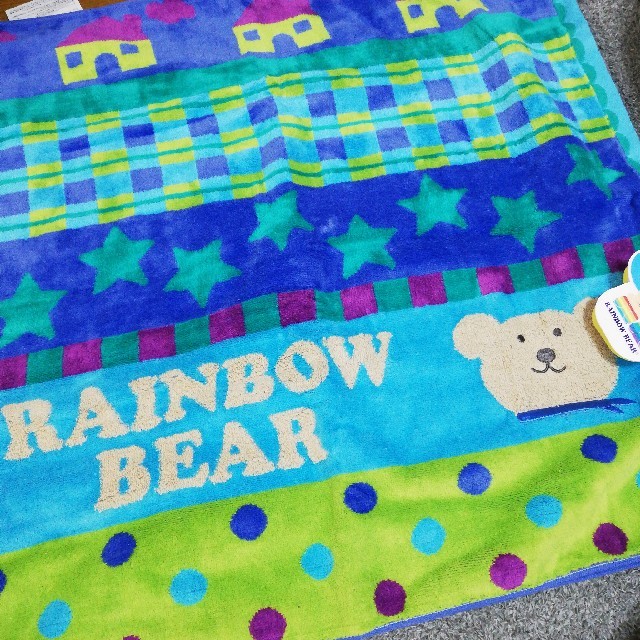 今治タオル(イマバリタオル)の【kana penyihir様専用】RAINBOW BEAR*バスタオル♡ インテリア/住まい/日用品の日用品/生活雑貨/旅行(タオル/バス用品)の商品写真