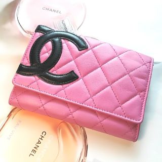 シャネル(CHANEL)のダリエル様専用他の方すみません　シャネル　お財布　ピンク×黒デカココマーク(財布)