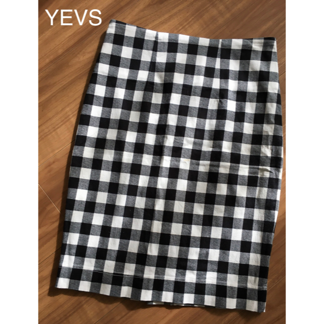 YEVS(イーブス)の最終価格　YEVS ギンガムチェック タイトスカート 美品 レディースのスカート(ひざ丈スカート)の商品写真