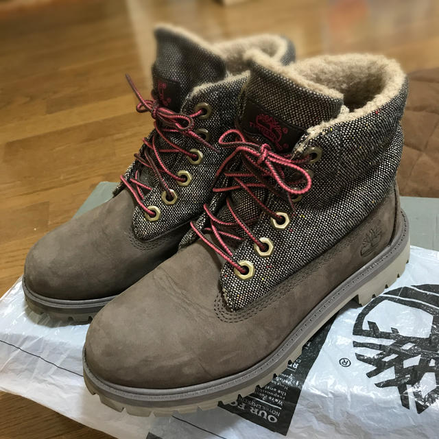 Timberland(ティンバーランド)の【最終お値下げ】レア⭐︎ティンバーランド⭐︎スエードのショートブーツ レディースの靴/シューズ(ブーツ)の商品写真