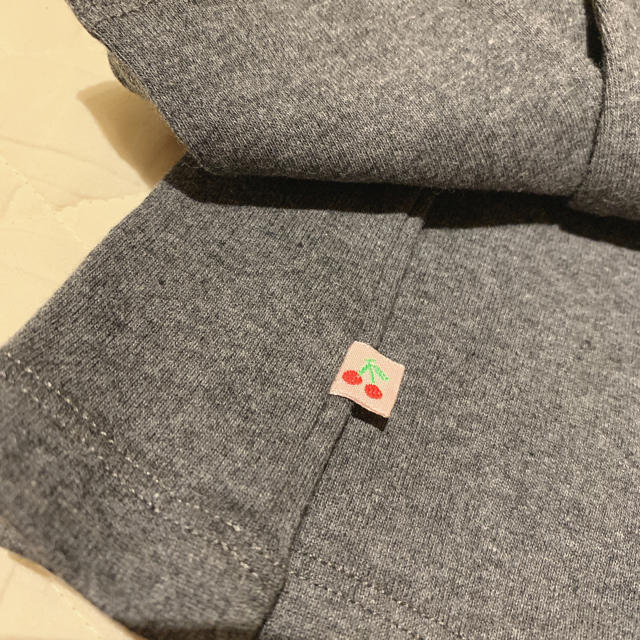 Bonpoint(ボンポワン)の【みみ様ご専用】ボンポワン タートル グレー 6a キッズ/ベビー/マタニティのキッズ服女の子用(90cm~)(Tシャツ/カットソー)の商品写真