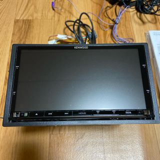 ケンウッド(KENWOOD)のKENWOOD 彩速ナビ MDV-Z702 カーナビ　画面美品　1オーナー中古品(カーナビ/カーテレビ)