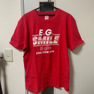 エグザイル トライブ(EXILE TRIBE)の[送料込み] E-girls ツアーTシャツ E.G.SMILE 赤 Lサイズ(アイドルグッズ)