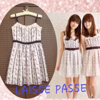 レッセパッセ(LAISSE PASSE)のレッセ♡アンティークリリウォールワンピ(ミニワンピース)