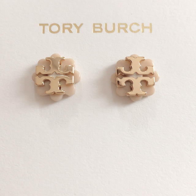 Tory Burch(トリーバーチ)の新品　TORY BURCH トリーバーチ　ピアス レディースのアクセサリー(ピアス)の商品写真