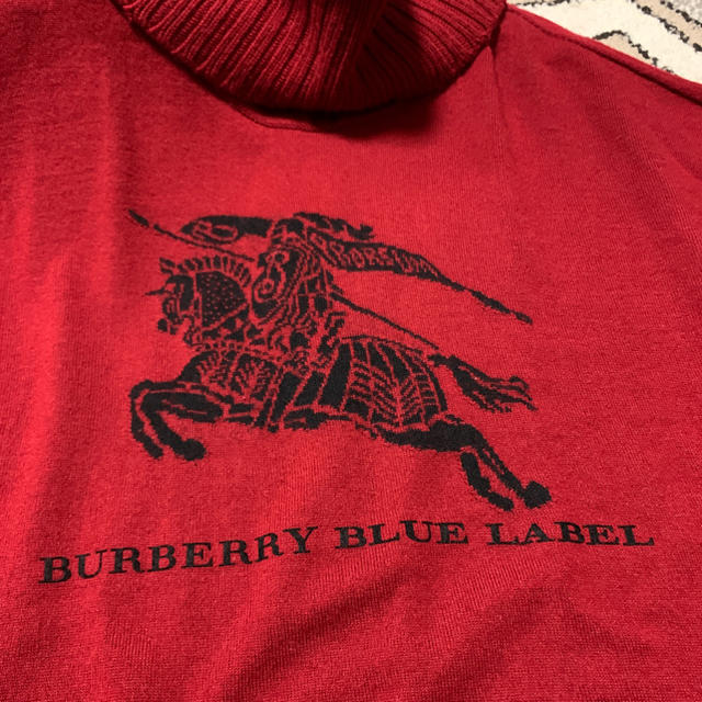 BURBERRY BLUE LABEL(バーバリーブルーレーベル)のバーバリーブルーレーベル　ロゴ　タートルニット　38 レディースのトップス(ニット/セーター)の商品写真