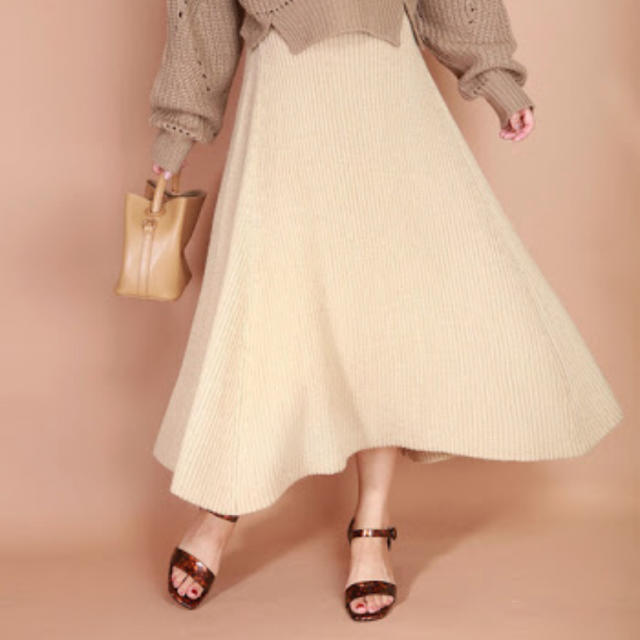 ROSE BUD(ローズバッド)のLeja ニットフレアスカート レディースのスカート(ロングスカート)の商品写真