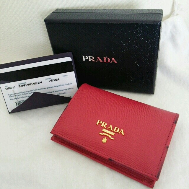 PRADA(プラダ)の＊サフィアーノ カードケース♡pink＊ レディースのファッション小物(名刺入れ/定期入れ)の商品写真