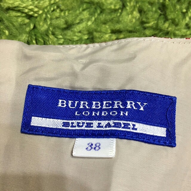 BURBERRY BLUE LABEL(バーバリーブルーレーベル)の美品burberryバーバリーブルーレーベル　定番チェックのレディワンピース レディースのワンピース(ひざ丈ワンピース)の商品写真