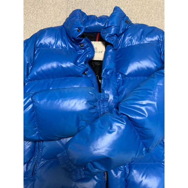 MONCLER(モンクレール)の【kpset様専用】モンクレール　エベレスト 青　1サイズ メンズのジャケット/アウター(ダウンジャケット)の商品写真