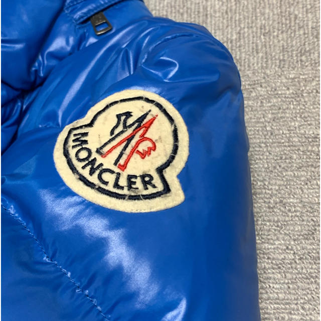 MONCLER(モンクレール)の【kpset様専用】モンクレール　エベレスト 青　1サイズ メンズのジャケット/アウター(ダウンジャケット)の商品写真