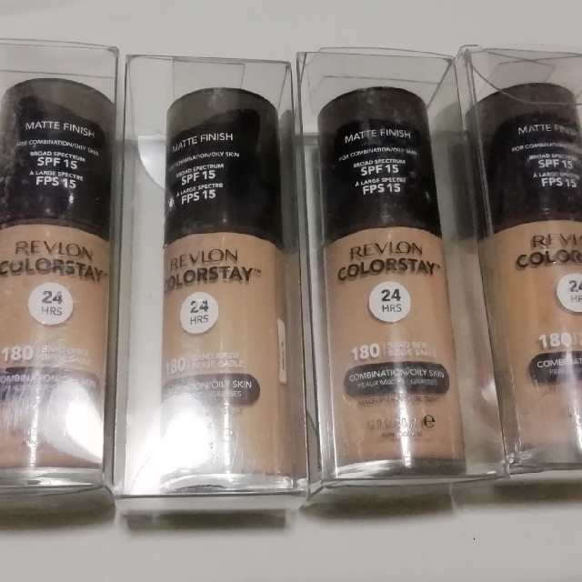 REVLON(レブロン)の新品4個セット レブロン カラーステイメイクアップ ファンデーション 180 コスメ/美容のベースメイク/化粧品(ファンデーション)の商品写真