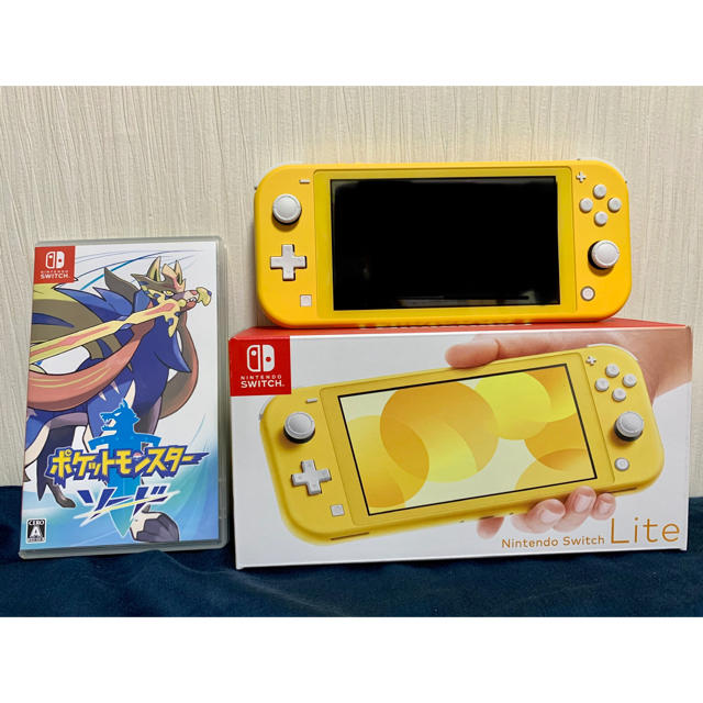 ゲームソフト/ゲーム機本体Nintendo Switch Lite イエロー　ポケモン　ソード