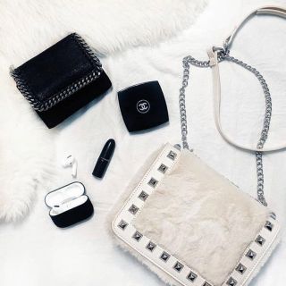 リエンダ(rienda)のrienda Studs Faux Fur BAG(ショルダーバッグ)