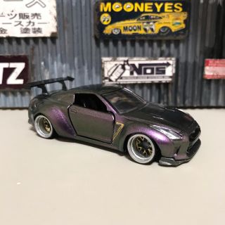 タカラトミー(Takara Tomy)のトミカ　改造　カスタム　GT-R リバティウォーク(ミニカー)