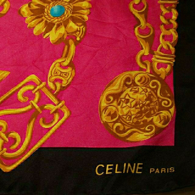 celine(セリーヌ)のCELINE  Oldシルクスカーフ レディースのファッション小物(バンダナ/スカーフ)の商品写真