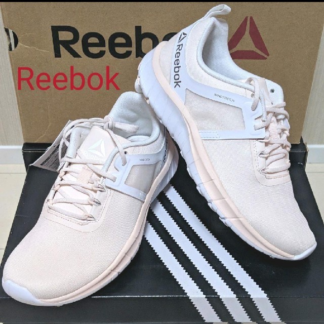 Reebok(リーボック)のReebok　スニーカー　ランニングシューズ　22.5cm レディースの靴/シューズ(スニーカー)の商品写真