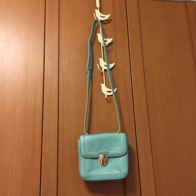 Jewelna Rose(ジュエルナローズ)のミントグリーン ミニショルダーバッグ レディースのバッグ(ショルダーバッグ)の商品写真