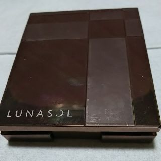 ルナソル(LUNASOL)のルナソル シアーコントラストアイズ(アイシャドウ)